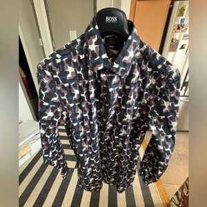 BOSS Men's Shirt - Black and Purple